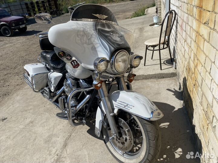 Harley Davidson flht