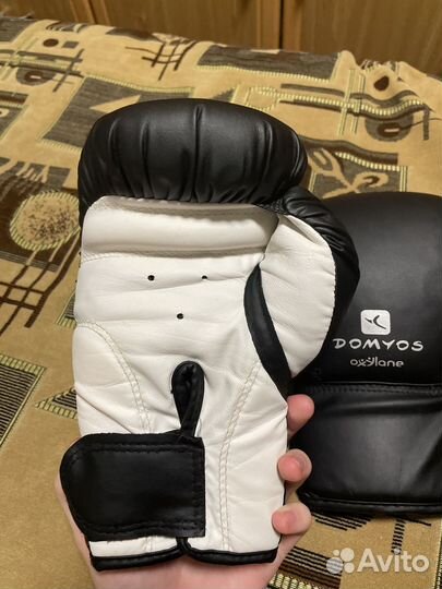 Боксерские перчатки
