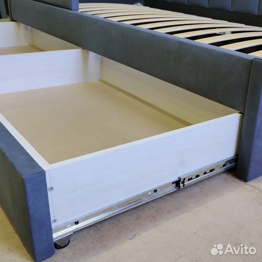 Кровать детская мягкая