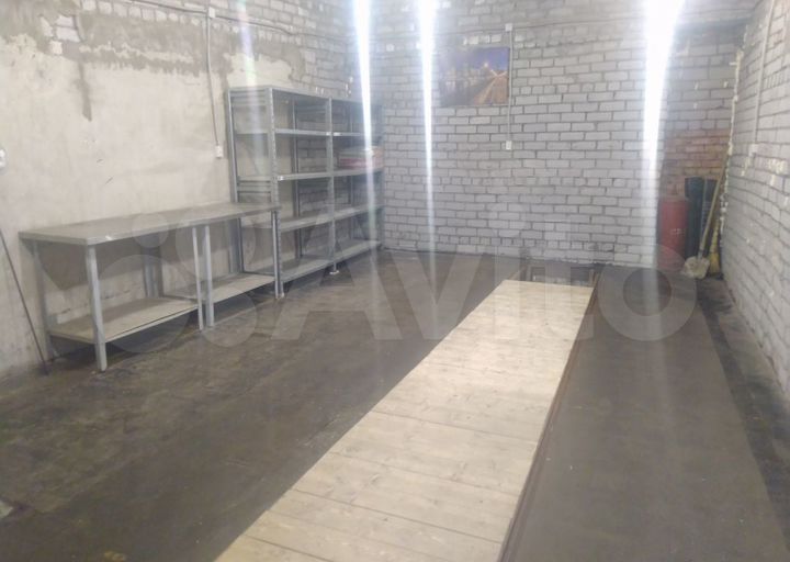 Гараж, > 30 м²