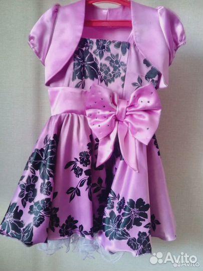 Платье праздничное для девочки (30 размер)