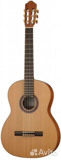 Классическая гитара Hora N1150 SM500