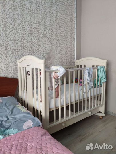 Детская кроватка