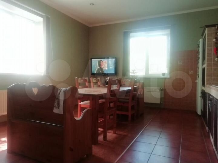 Дом 164,9 м² на участке 5 сот.