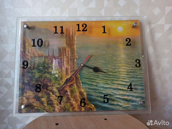 Часы настенные 