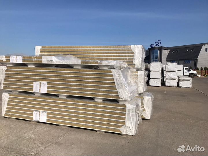 Сэндвич-панели для круглогодичного монтажа