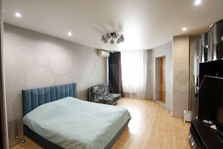 1-к. квартира, 64 м², 10/18 эт.