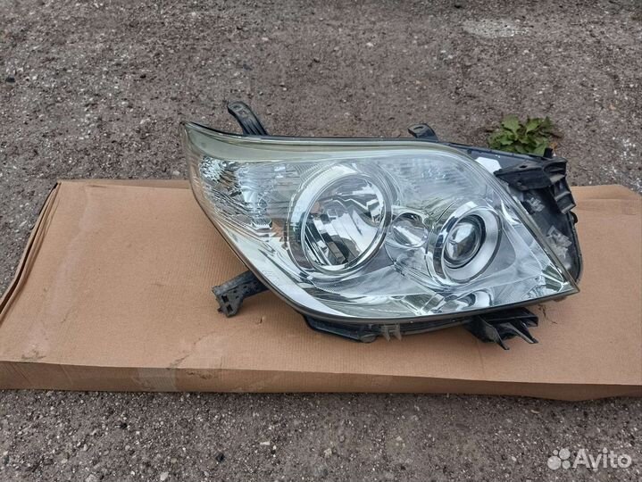 Фары передние Тойота Прадо 150