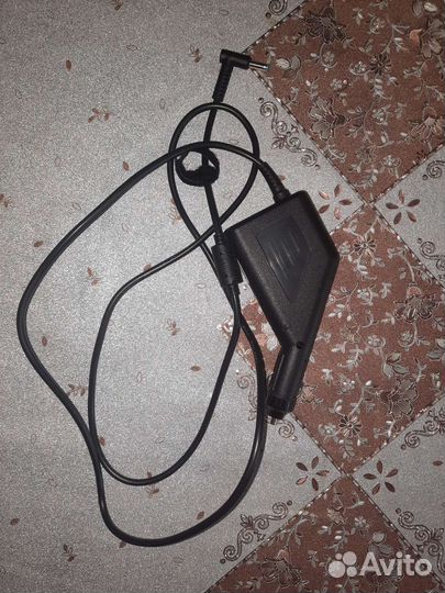 Автомобильное зарядное устройство для ноутбука нр