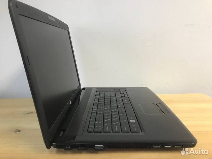 Мощный 17 дюймовый ноутбук на i3