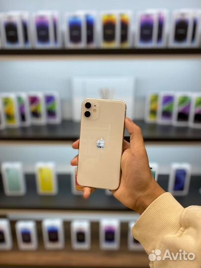 iPhone 11, 128 ГБ