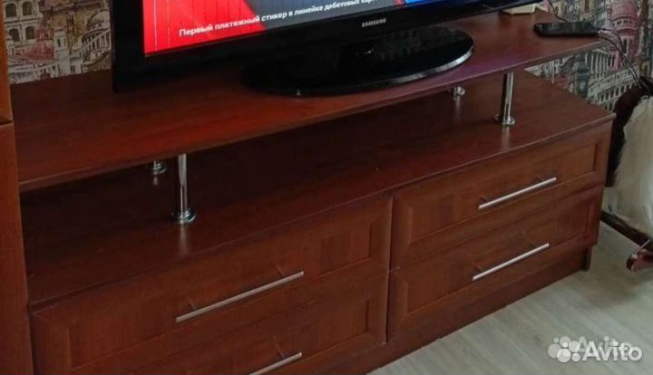 Тумба под телевизор