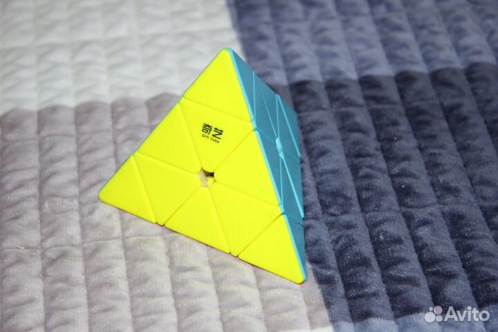 QiYi MoFangGe Pyraminx QiMing