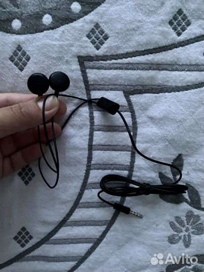 Наушники Nokia от телефона