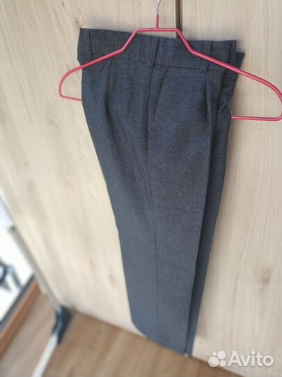 Школьный костюм для мальчика 128 серый