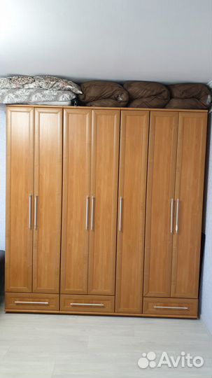 Шкаф для одежды бу