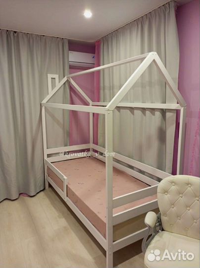 Детская кровать домик в наличии