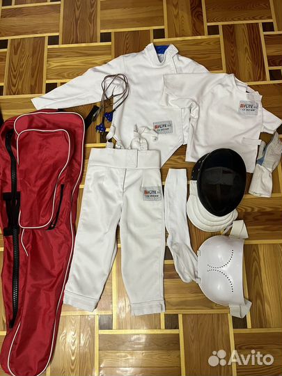 Форма для фехтования Flite