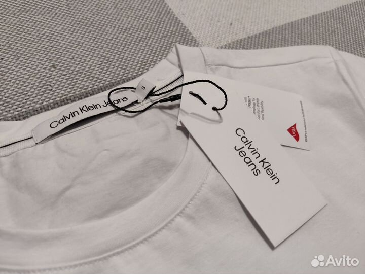 Футболка calvin klein jeans майка кельвин кляйн ck