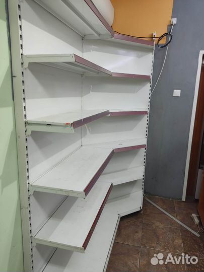 Стеллажи металлические, холодильная витрина