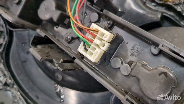 Фонарь (задний) правый Nissan Almera N16, 2006