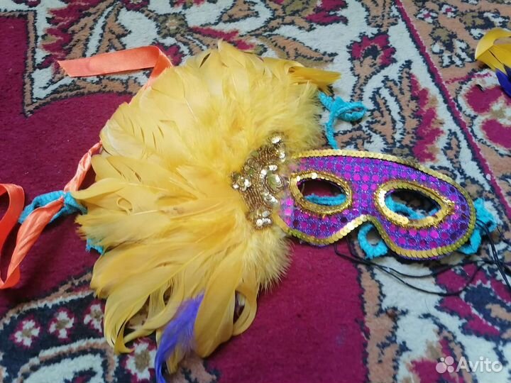 Маска карнавальная