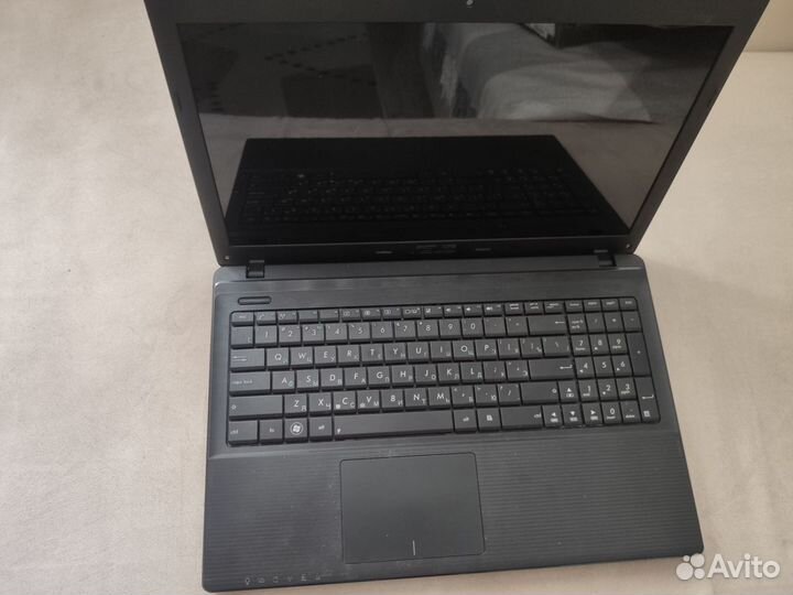 Ноутбук asus