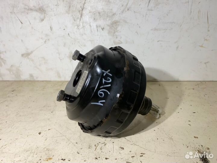 Усилитель тормозов вакуумный Volkswagen Passat