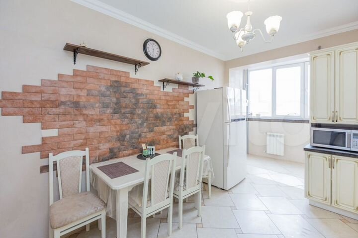 2-к. квартира, 65 м², 15/19 эт.