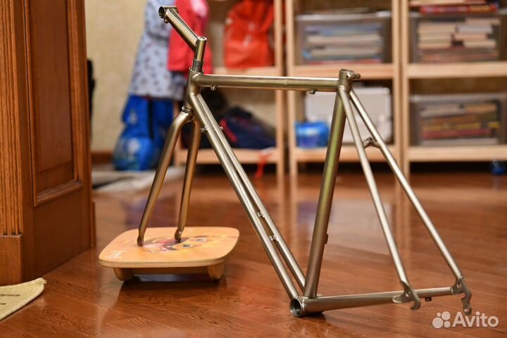 Титановый фреймсет Colnago Bititan
