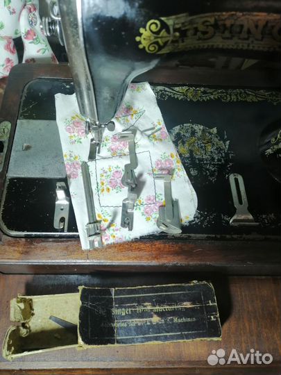 Швейная машина Singer