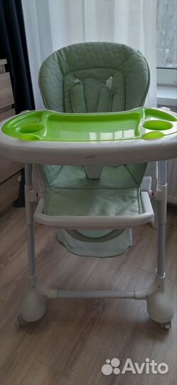 Детский стульчик для кормления nuovita