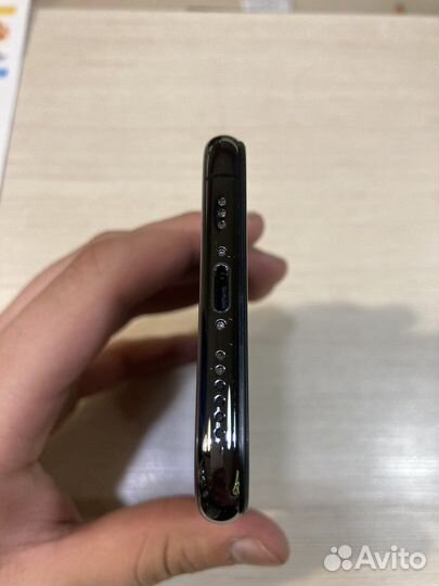 Телефон iPhone xs 64