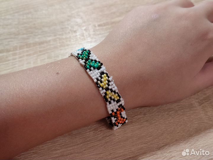 Фенечка из бисера,бабочки