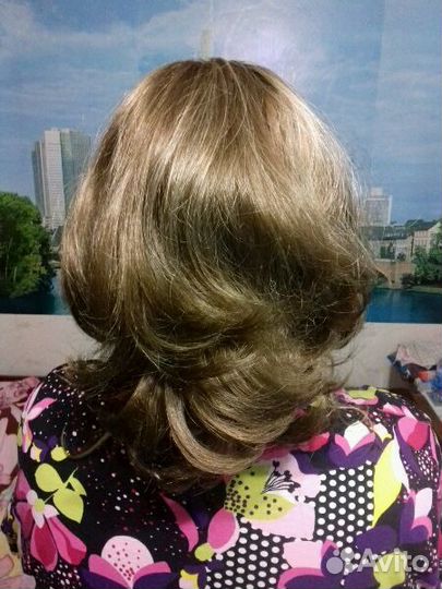 Парики и хвосты