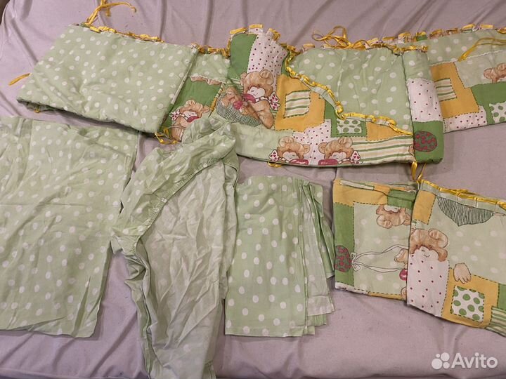 Бортики и 2 комплекта белья