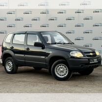 Chevrolet Niva 1.7 MT, 2015, 64 105 км, с пробегом, цена 799 000 руб.