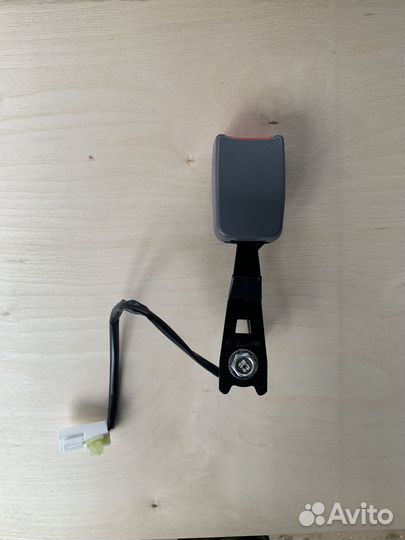 Защёлка ремня безопасности Hyundai Accent