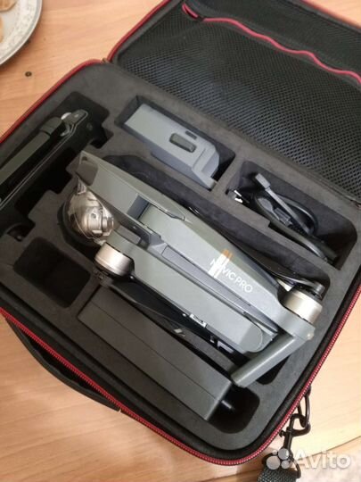 Квадрокоптер mavic pro