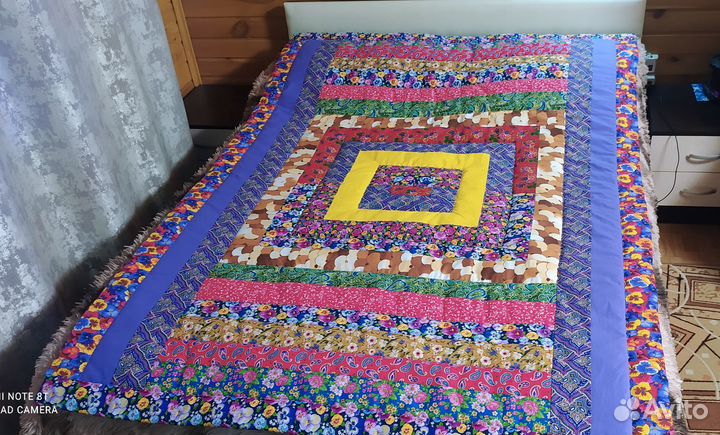 Лоскутное одеяло ручной работы