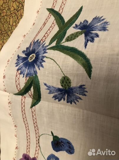 Накомодник, салфетка (вышивка ручной работы)