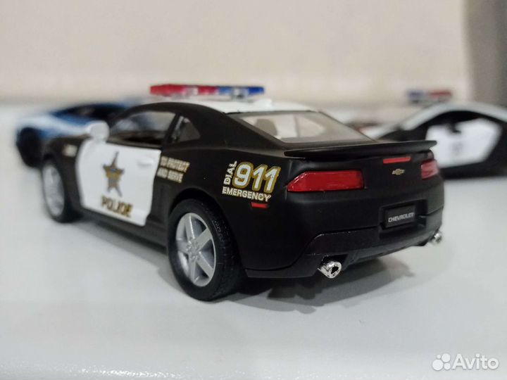 Kinsmart 2014 Chevrolet Camaro police