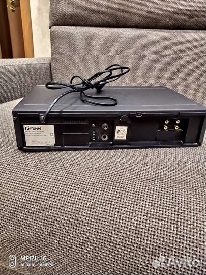 Видеомагнитофон funai V- 8008cm с видеокассетами