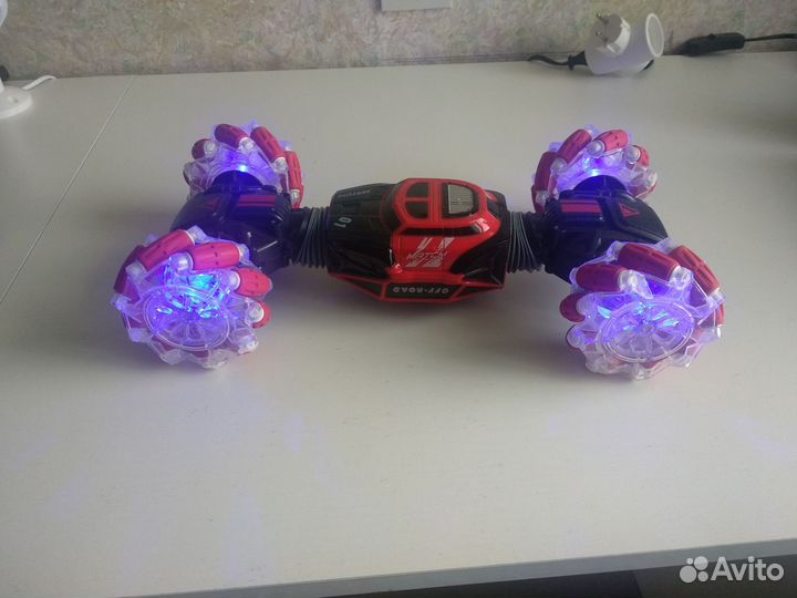 Дрифт машинка перевёртыш Управление жестами