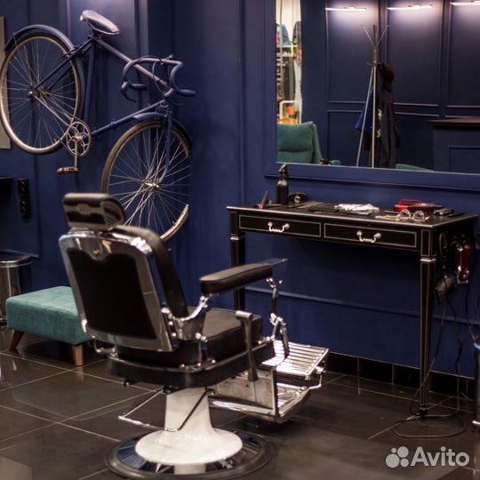 Аренда кресла Барбершоп парикмахерская у метро