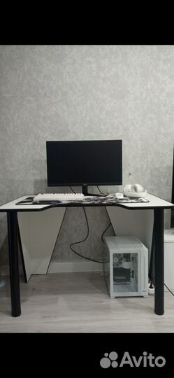 Игровой компьютер в сборе