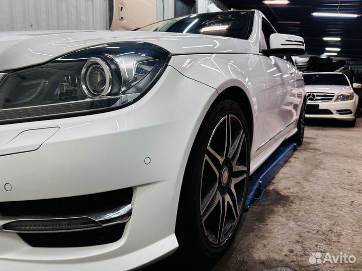 Разбор Mercedes W204