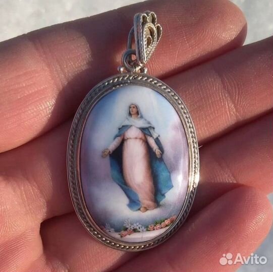 Икона Св. Матроны Московской. Миниатюра на эмали