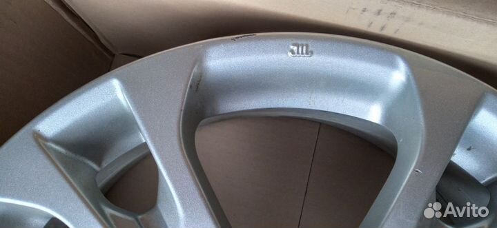 Диск литой на Mitsubishi Outlander 3 12-15