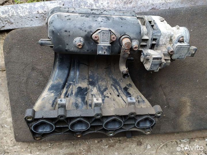 Впускной коллектор hyundai accent 2004 года